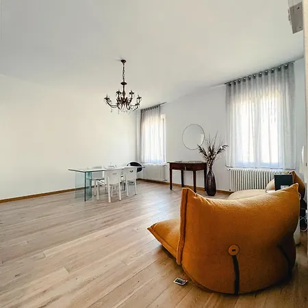 Bersaglieri Del Po 5 * Ferrare